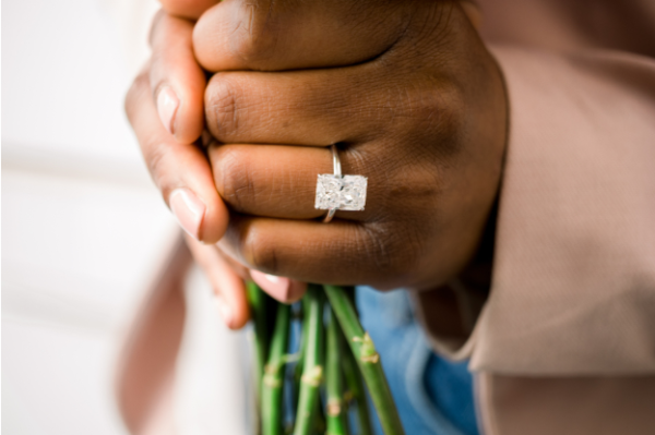 5 Practical Tips for Choosing the Right Engagement Ring